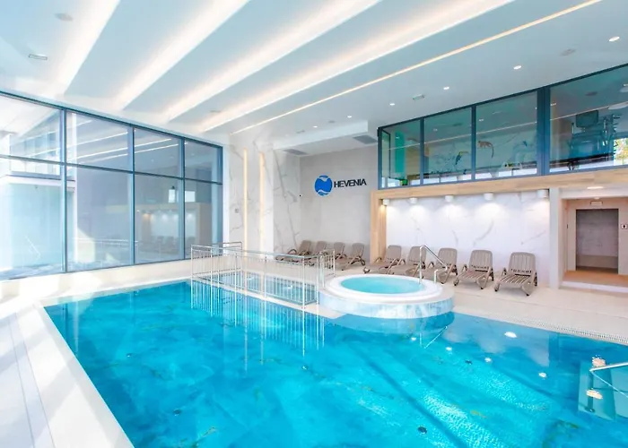 Hevenia 11 * רבאל